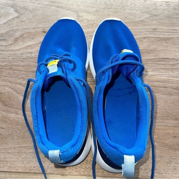 Nike Roshe One (GS) 599728-417 Sz 6Y Running Sneakers - Picture 10 of 11